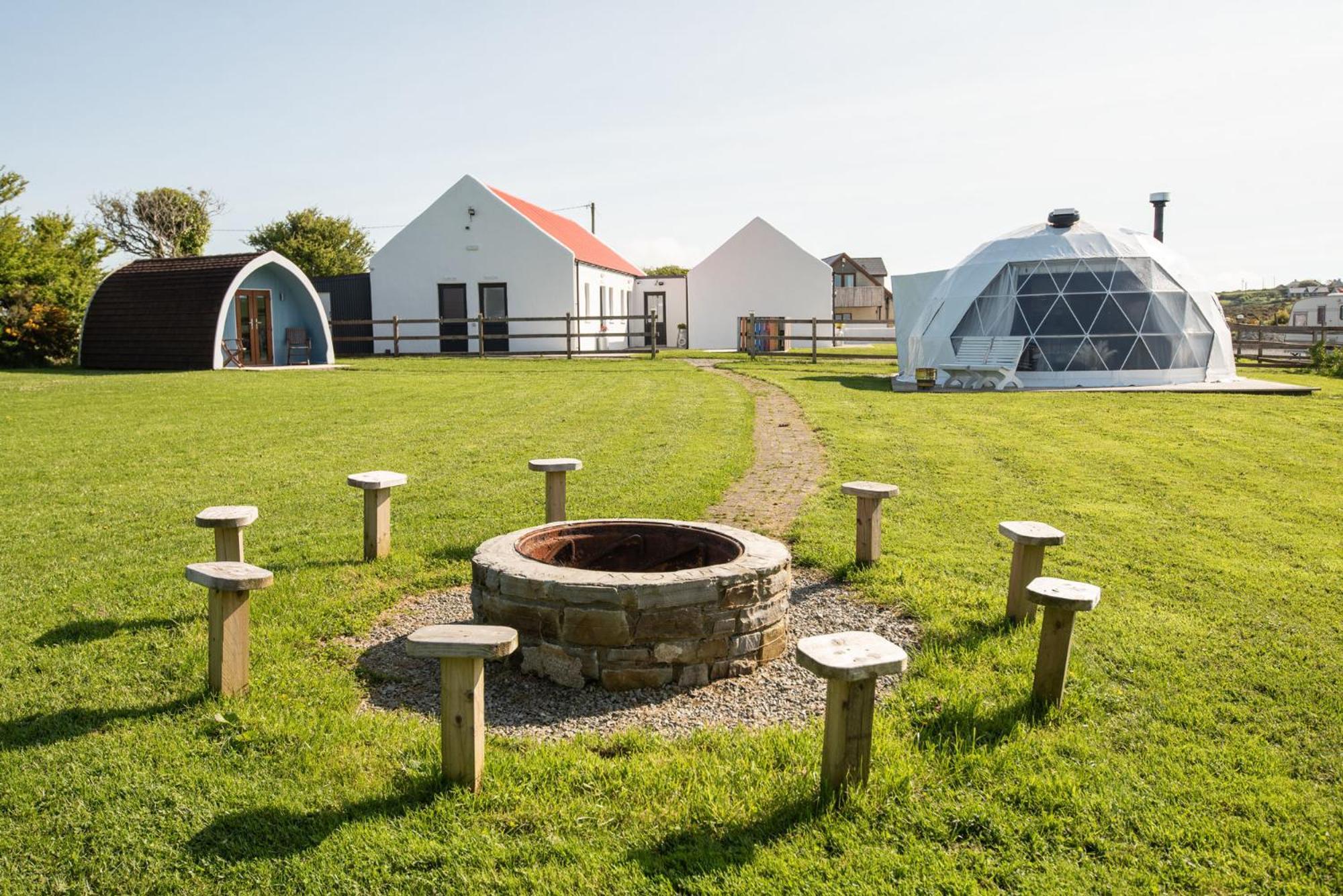 Mountain Forge Escape Glamping/camping Site Corrbally (Cork)